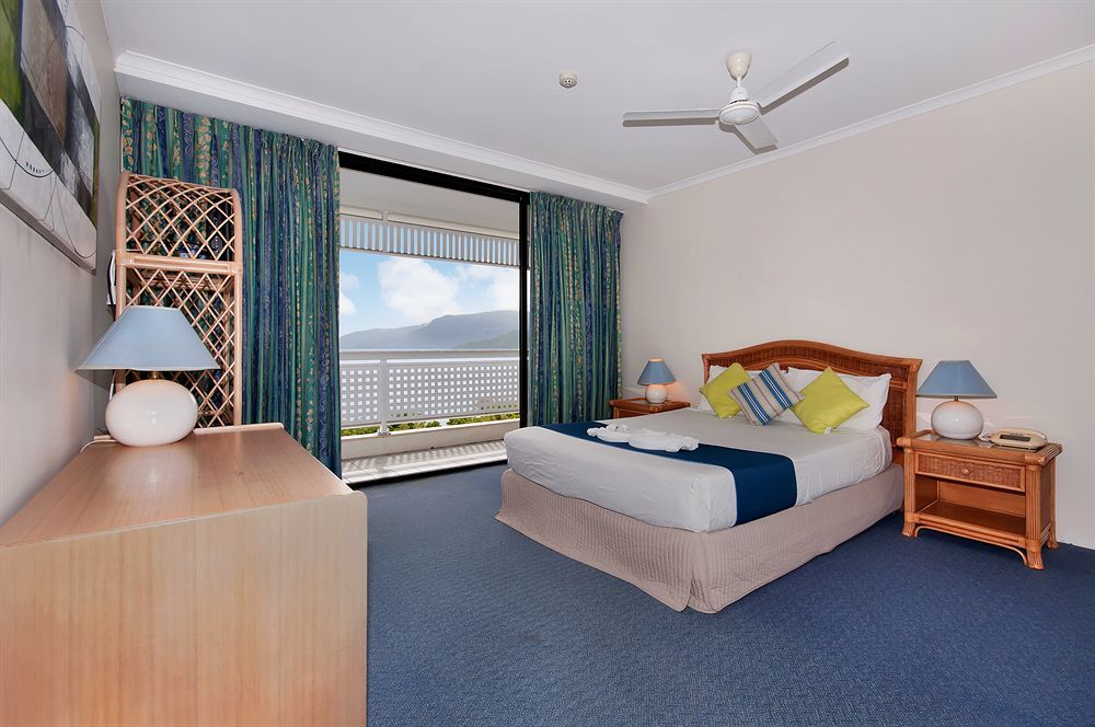 Hotel Tropiq Кэрнс Экстерьер фото